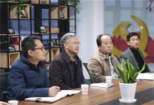 奉賢區委組織部副部長蘇軍蒞臨企福金匯科技園調研2.webp_副本.jpg