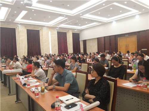 松江經開區(qū)中部園區(qū)垃圾分類培訓會1_副本.jpg